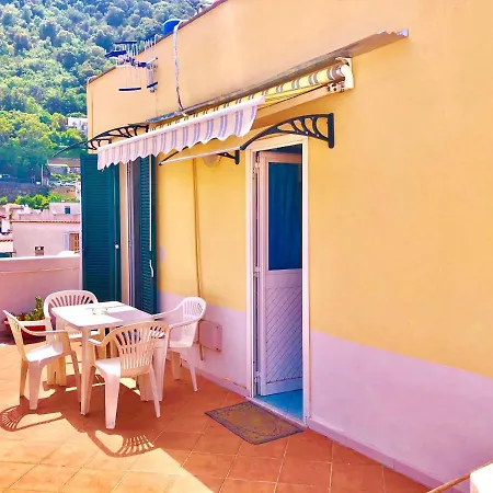 Centrale Appartamento Ischia